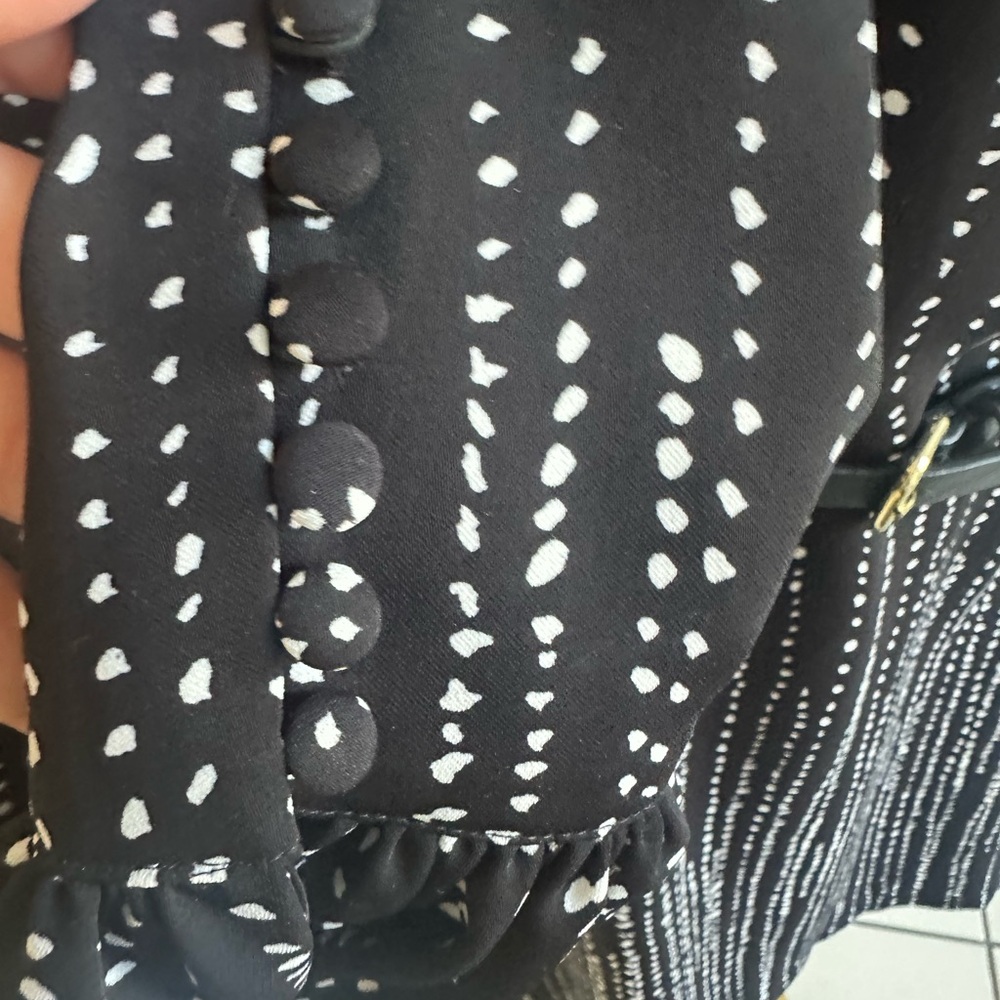 H&M Black/White Dress- Size 8 - Picture 6 of 7